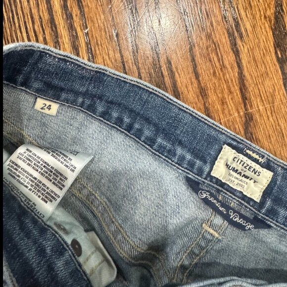 Citizens Of Humanity Premium Vintage Jean with Rips - Size 24 - Picture 4 of 4